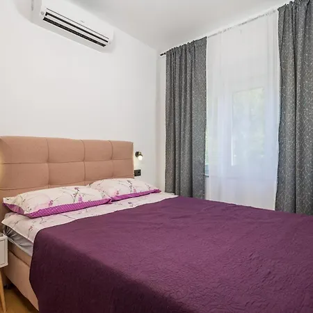 Zid Apartment